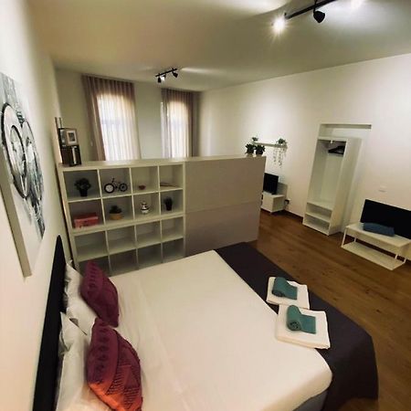 Studio A Zona Historica Clerigos ปอร์โต ภายนอก รูปภาพ